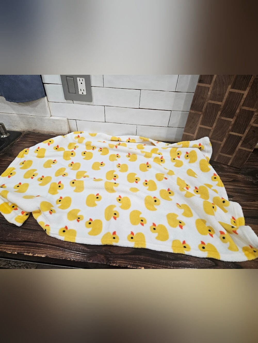 Rubber Yellow Duck Soft Infant Blanket 30x36